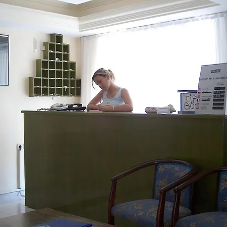 The S Apart & Suites Hotel 3*